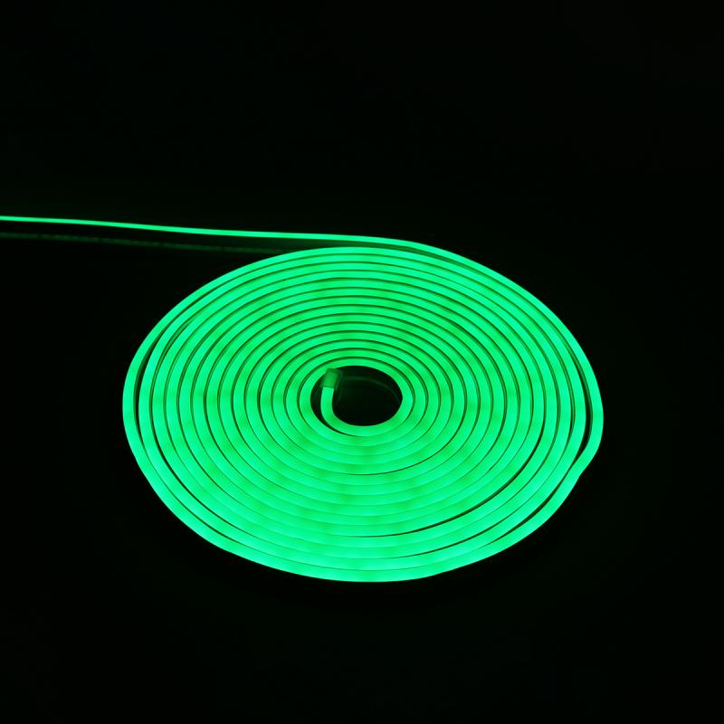 Imagen ilustrativa de ROLLO DE LED DE NEON ULTRA BRILLOSO 5 METROS VERDE 12V