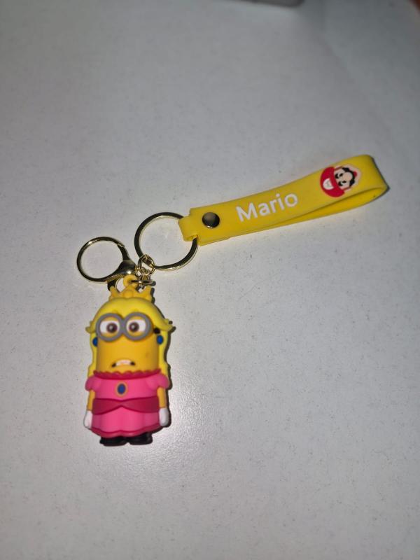 Imagen ilustrativa de LLAVERO MINION MARIO BROSS